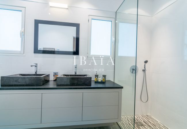 Villa in Saint Barthélemy - Villa Wild Blue (4 bedrooms) Villa in Saint Barthélemy - Villa Wild Blue (4 bedrooms)