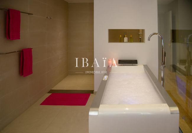 Villa in Saint Barthélemy - Villa Aka (3 bedrooms) Villa in Saint Barthélemy - Villa Aka (3 bedrooms)