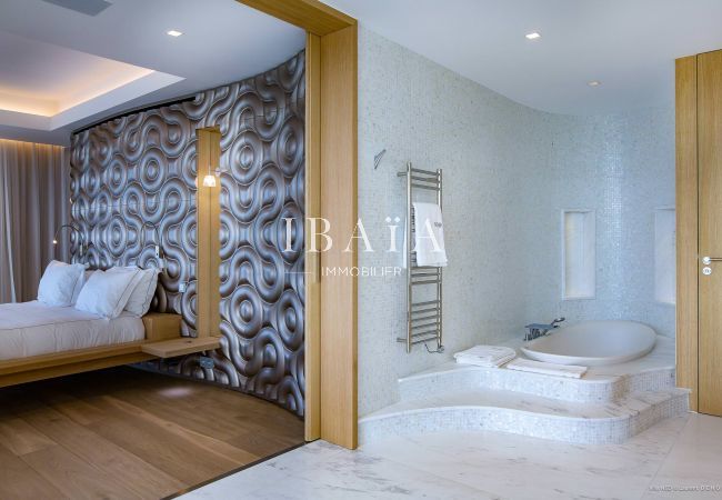 Villa in Saint Barthélemy - Villa Neo (6 bedrooms) Villa in Saint Barthélemy - Villa Neo (6 bedrooms)