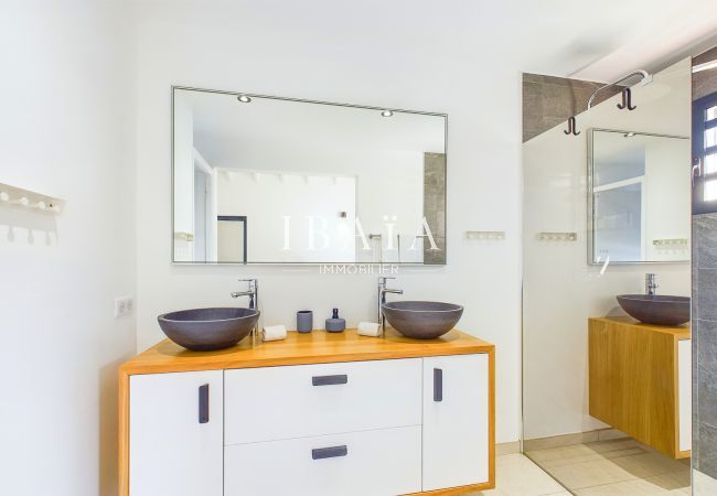 Villa in Saint Barthélemy - Villa North Waves  (3 bedrooms) Villa in Saint Barthélemy - Villa North Waves  (3 bedrooms)