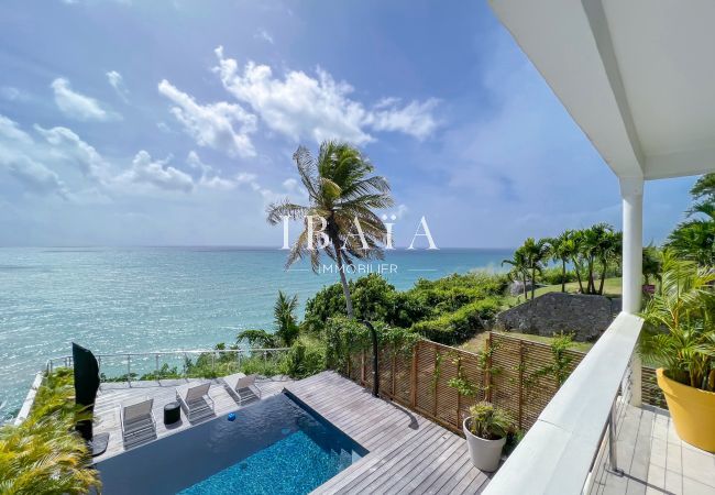 Great view of the ocean and pool from the 1st floor