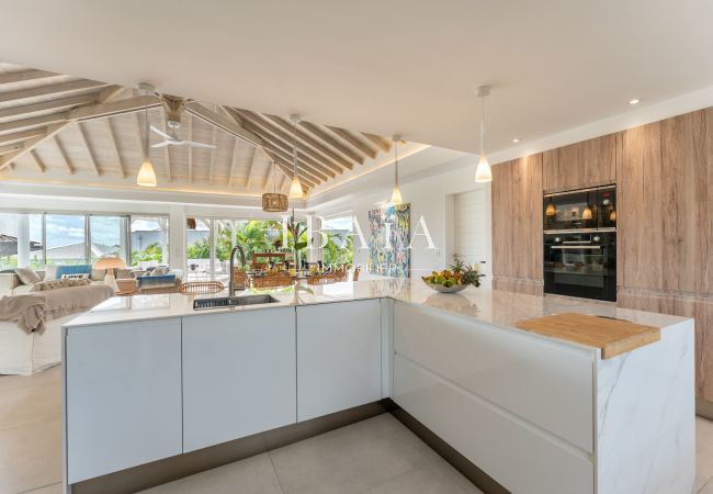 Modern kitchen with sea view