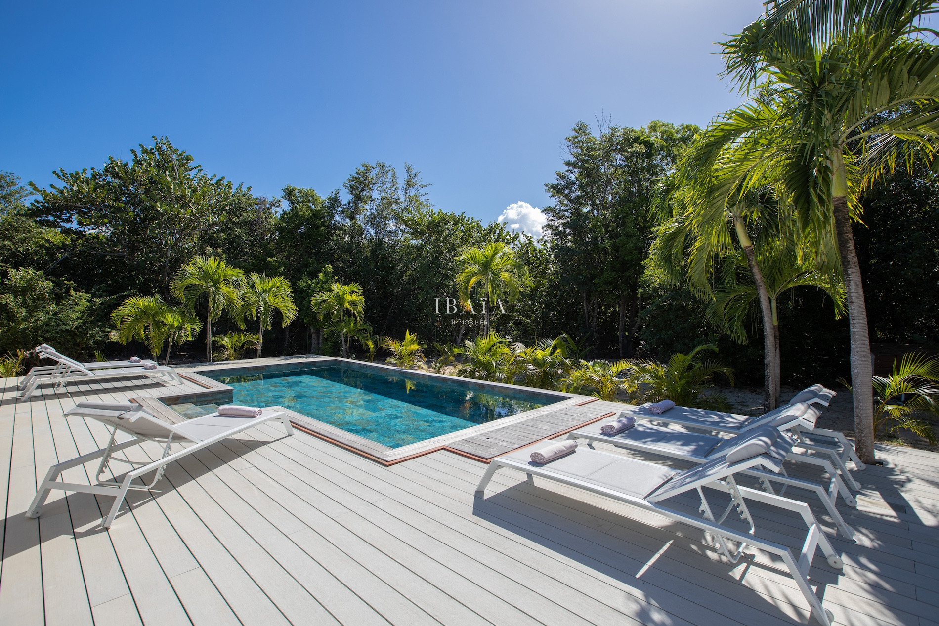 Villa/Dettached house in Terres Basses - Villa Monchal