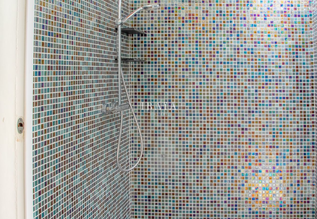 Pleasant walk-in shower not overlooked