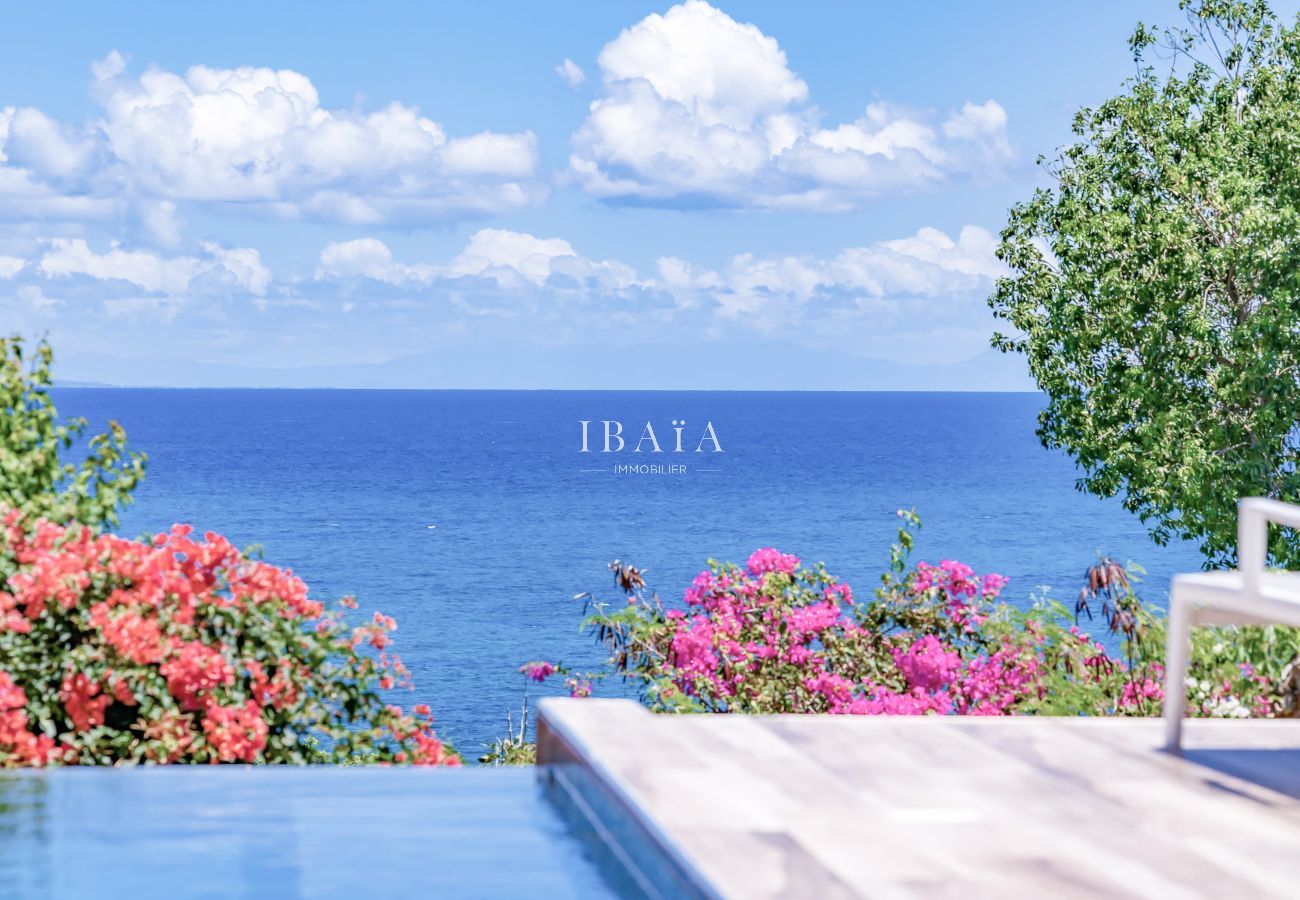 Superb ocean views