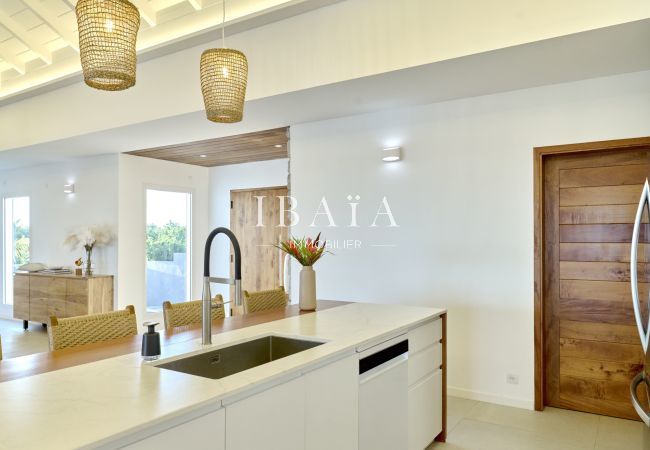 Villa en Sainte-Anne - Villa Surfside (5 CH) Villa en Sainte-Anne - Villa Surfside (5 CH)