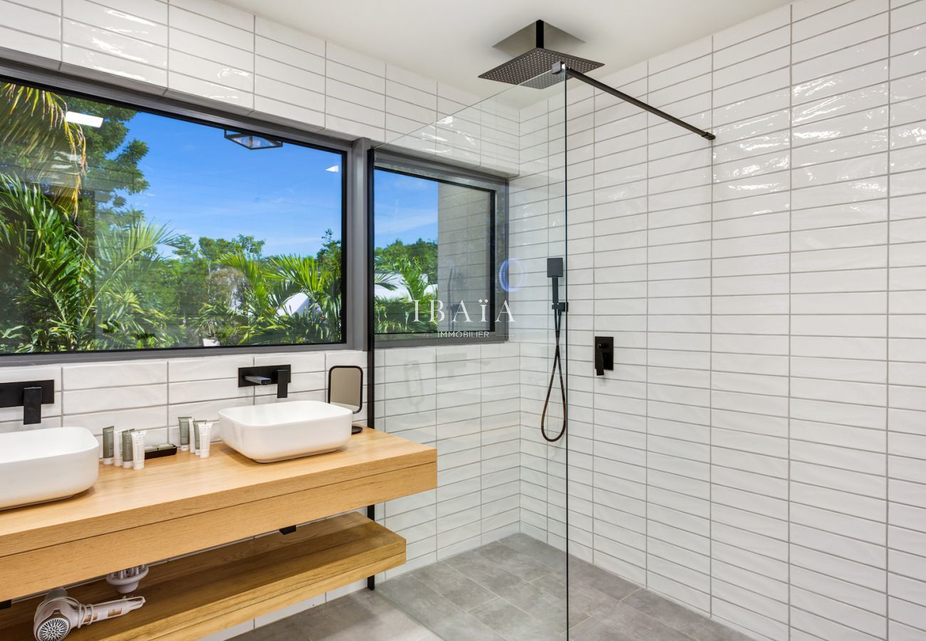 Villa à Terres Basses - Villa Wellness
