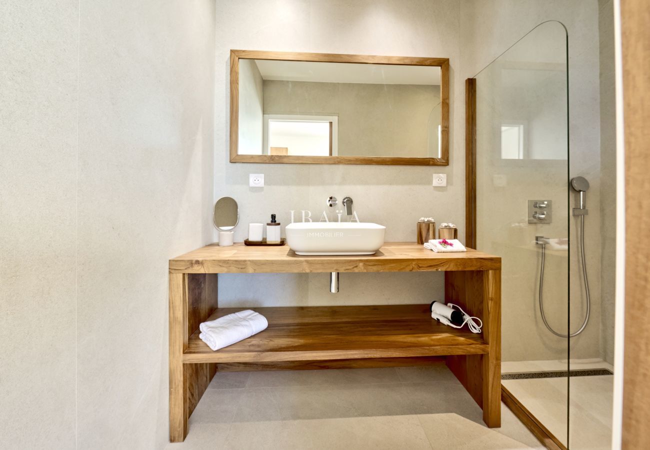 Villa à Sainte-Anne - Villa Surfside (5 CH) Villa à Sainte-Anne - Villa Surfside (5 CH)